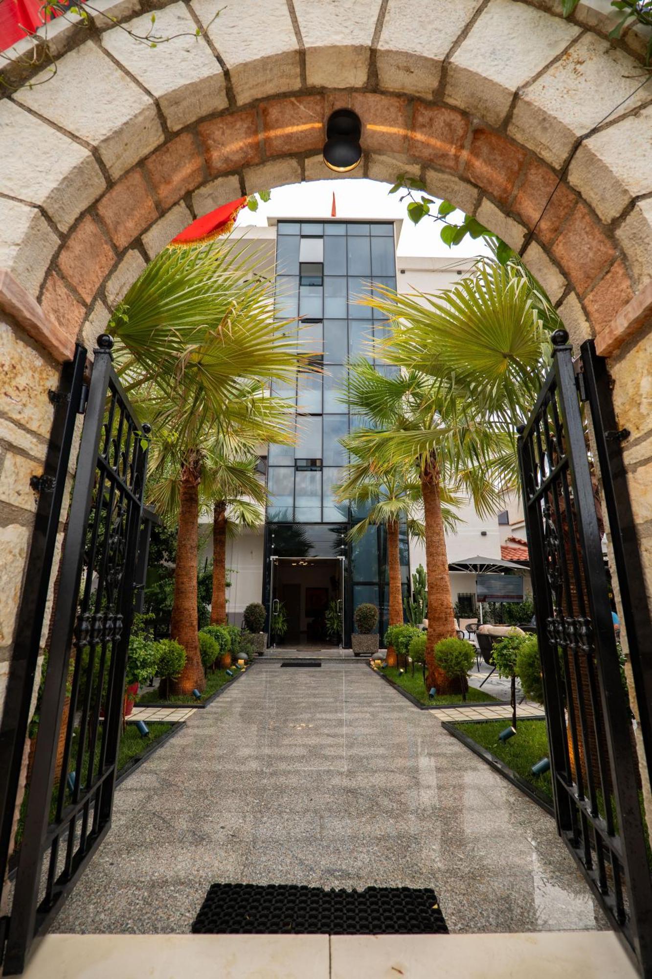 Hotel Eagle Ksamil Ngoại thất bức ảnh