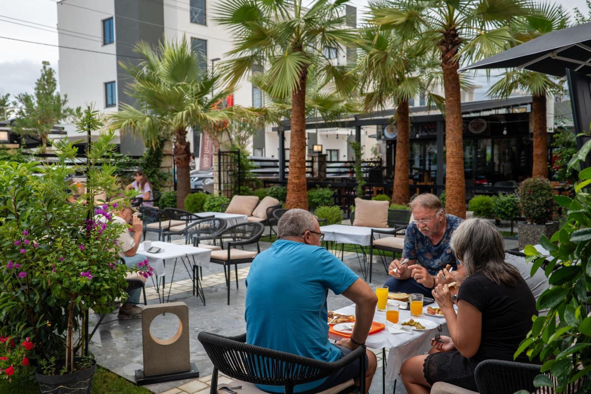 Hotel Eagle Ksamil Ngoại thất bức ảnh